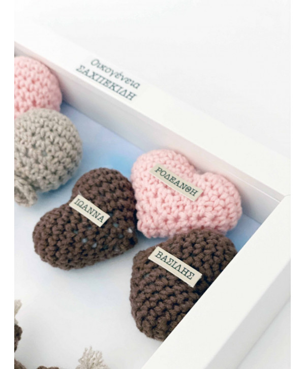 Crochet family frame καφέ-ροζ κουκουβάγιες/ 3 μέλη