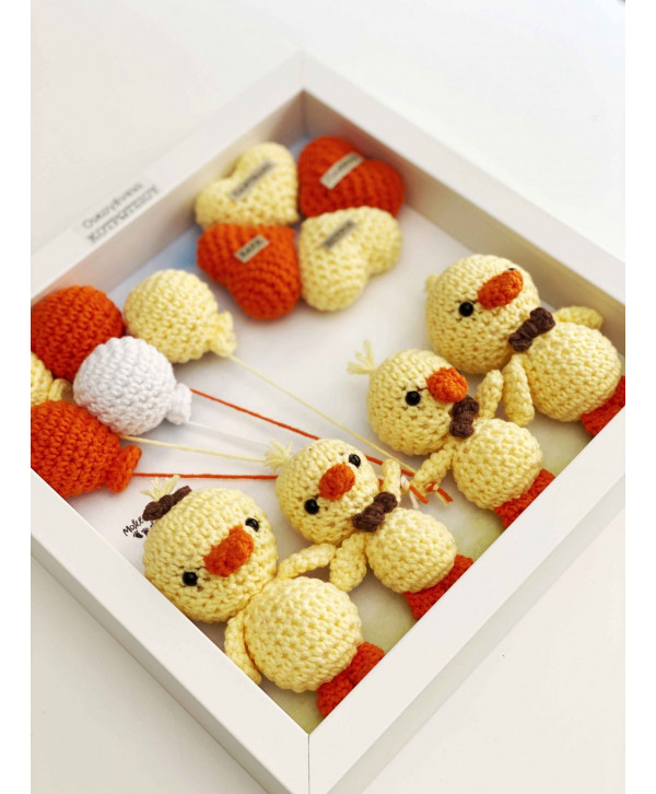 Crochet family frame πορτοκαλί-κίτρινο παπάκια / 4 μέλη