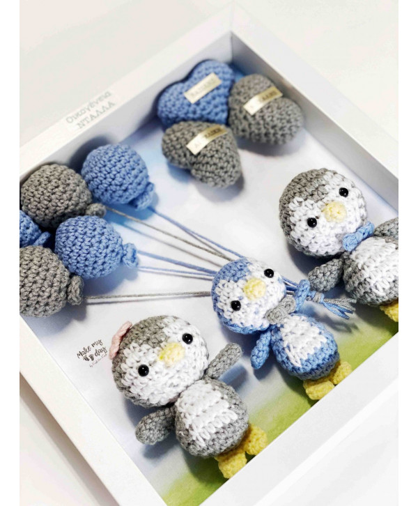 Crochet family frame μπλε-γκρι πιγκουινάκια/ 3 μέλη Crochet family frame μπλε-γκρι πιγκουινάκια/ 3 μέλη