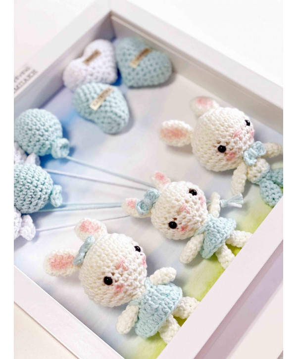 Crochet family frame μέντα λαγουδάκια/ 3 μέλη