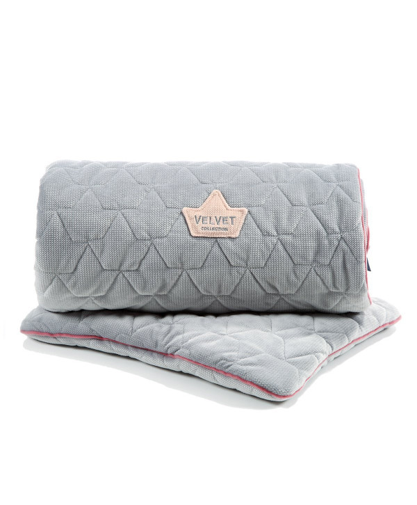 Παπλωματάκι (100×80) με μαξιλαράκι – Dark grey & Powder pink Παπλωματάκι (100×80) με μαξιλαράκι – Dark grey & Powder pink